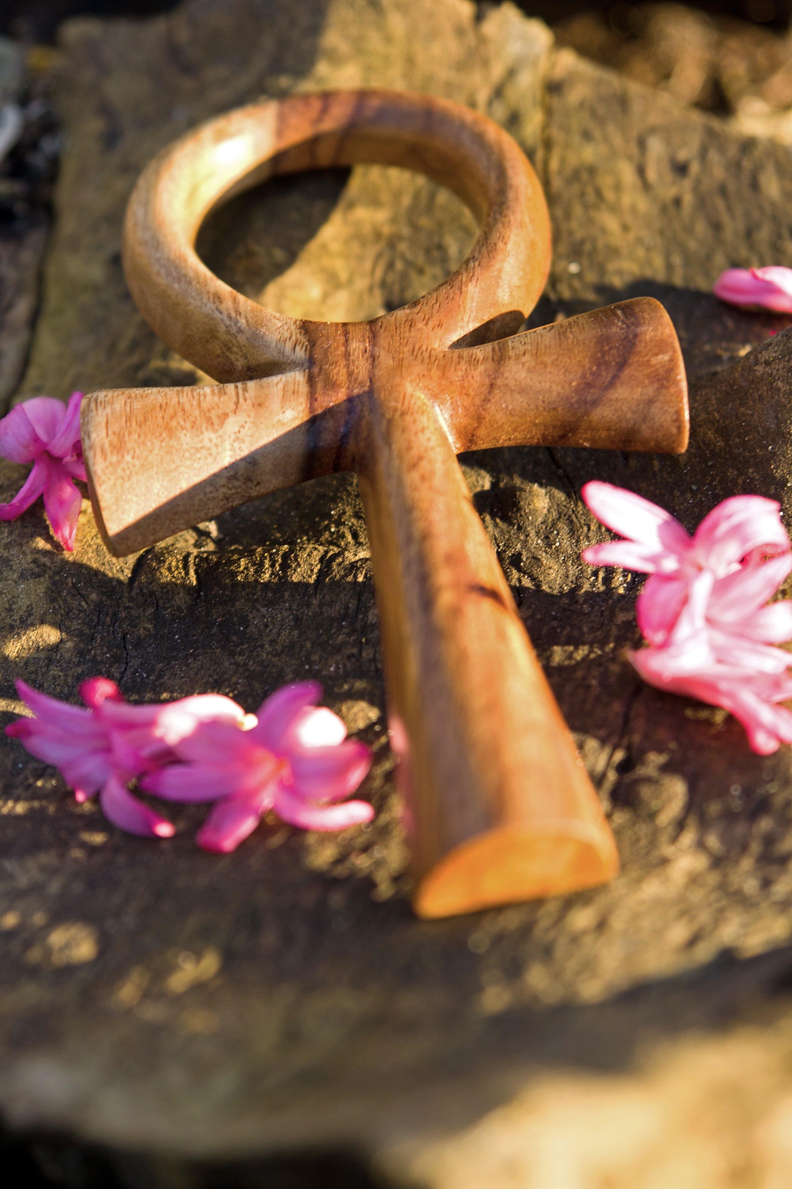 Ankh – Mark Bere Peterson’s Counterculture, Urban Legends, Paganism ...